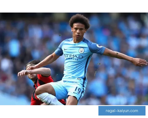 萨内对抗能力持续提升，本赛季身体对抗表现稳健步提高